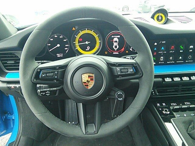 صورة مصغرة 8 لـ 2024 Porsche 911