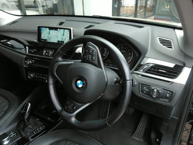 2017 BMW X1 photo 3