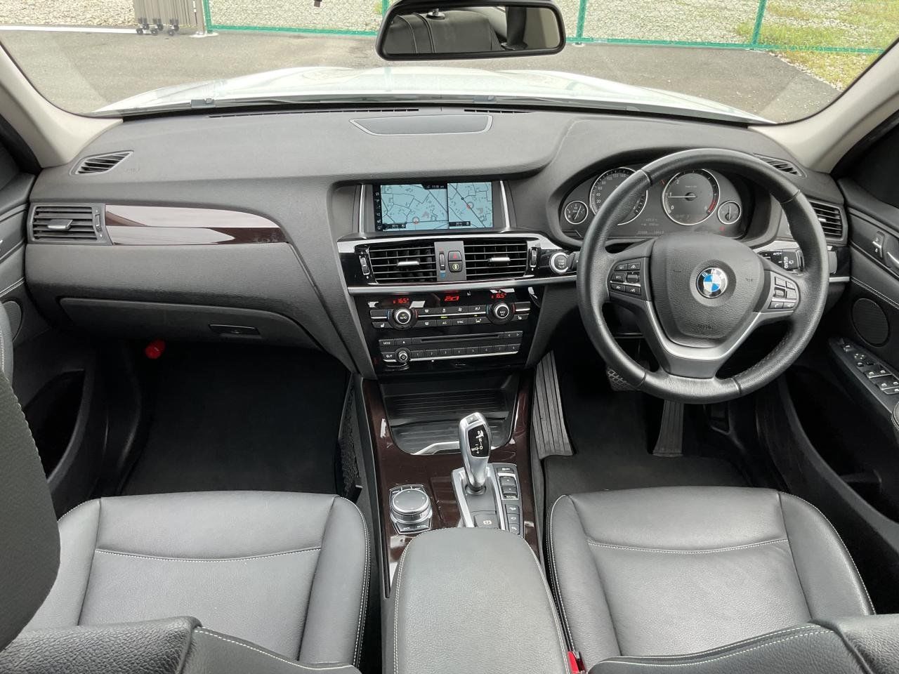2017 BMW X3 photo 3