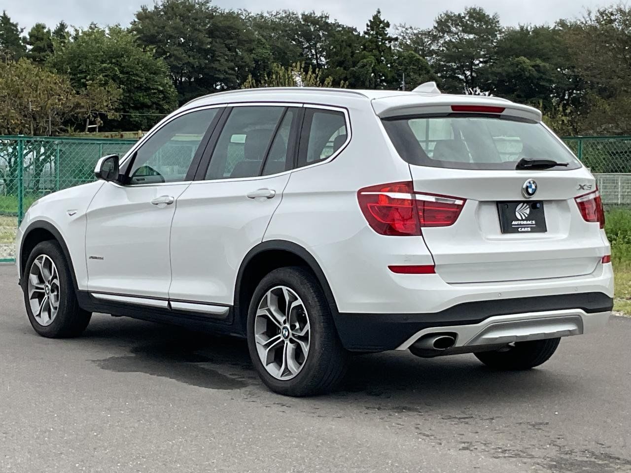 2017 BMW X3 photo 2