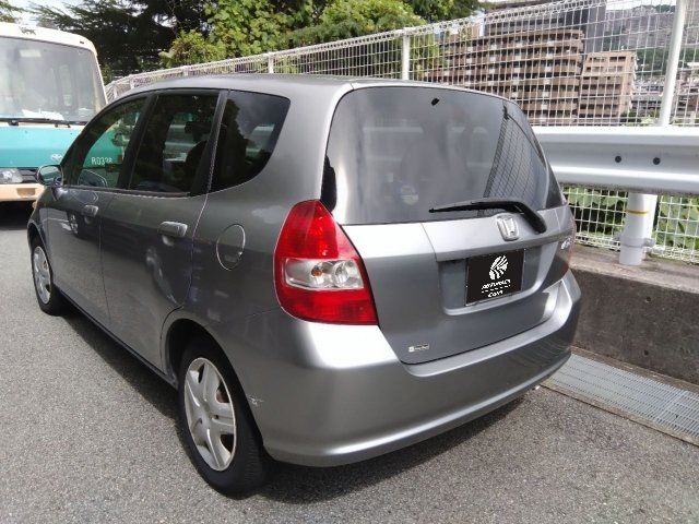 2003 Honda FIT 照片 2