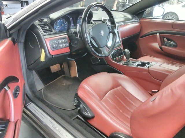 2010 Maserati GRAN TURISMO 照片 3
