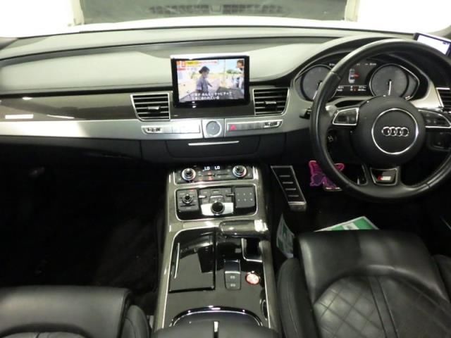صورة مصغرة 3 لـ 2014 AUDI S8