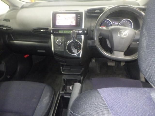 2015 Toyota WISH thumbnail 3