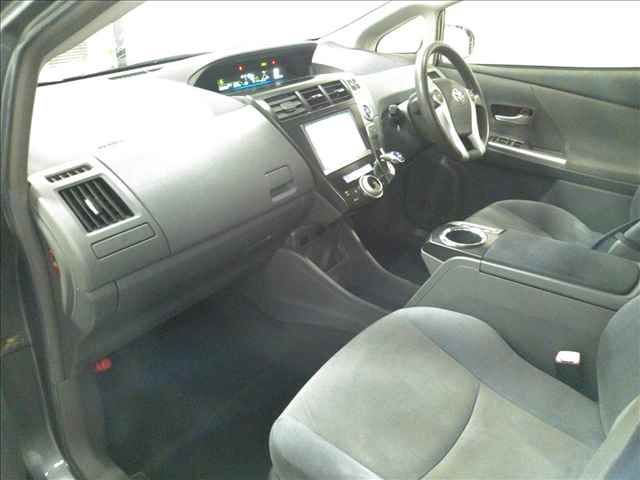 صورة مصغرة 3 لـ 2013 Toyota PRIUS