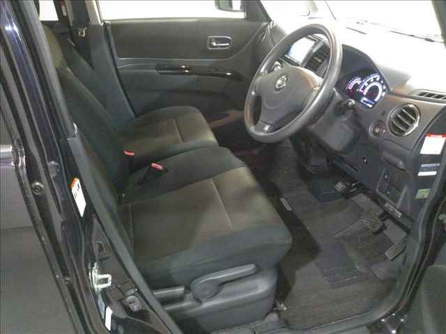 2010 Nissan ROOX — миниатюра 4