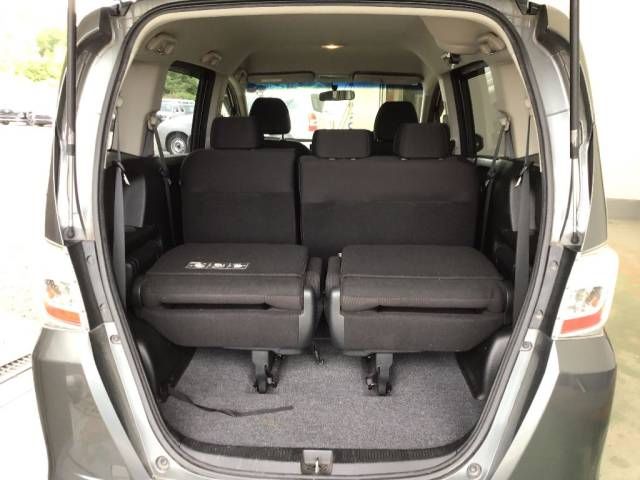 2012 Honda FREED — миниатюра 7