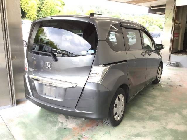 2012 Honda FREED — миниатюра 4
