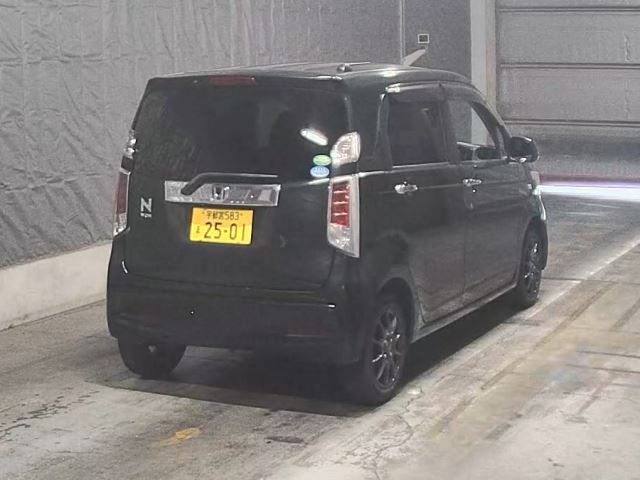 صورة مصغرة 2 لـ 2017 Honda N-WGN