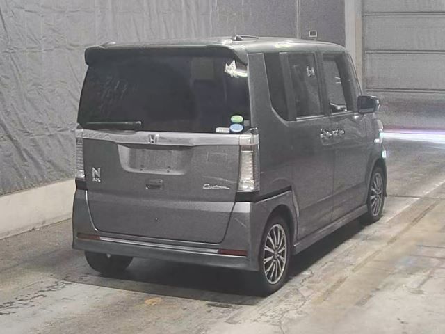 2016 Honda N-BOX 缩略图 2
