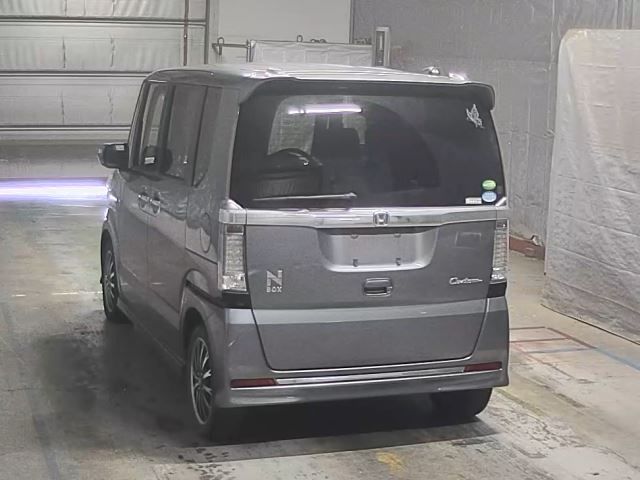 2016 Honda N-BOX 缩略图 7