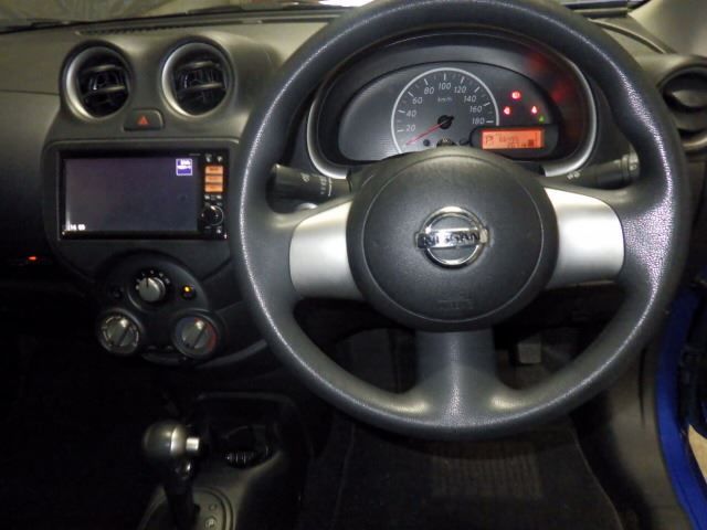2011 Nissan MARCH — миниатюра 4
