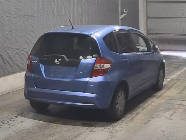 2012 Honda FIT — миниатюра 2