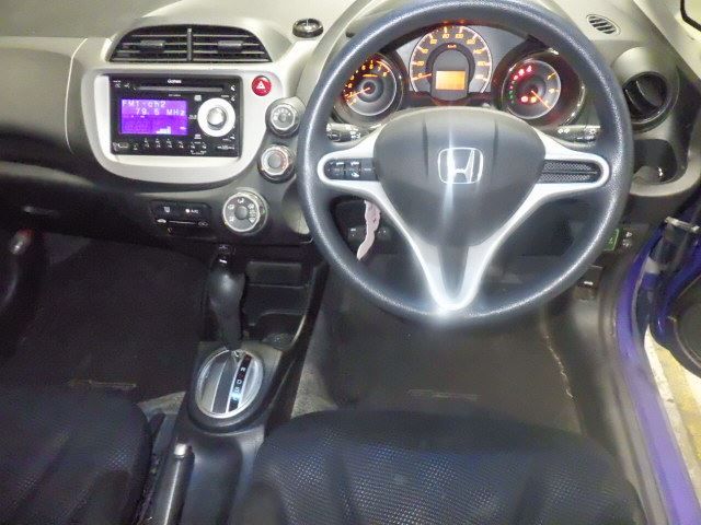 2012 Honda FIT — миниатюра 4