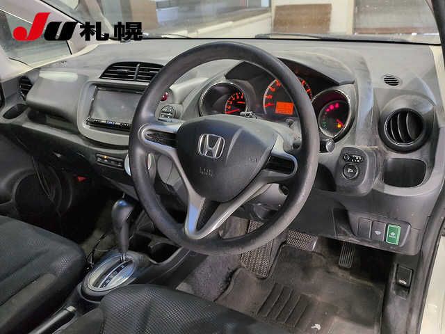 صورة مصغرة 3 لـ 2012 Honda FIT
