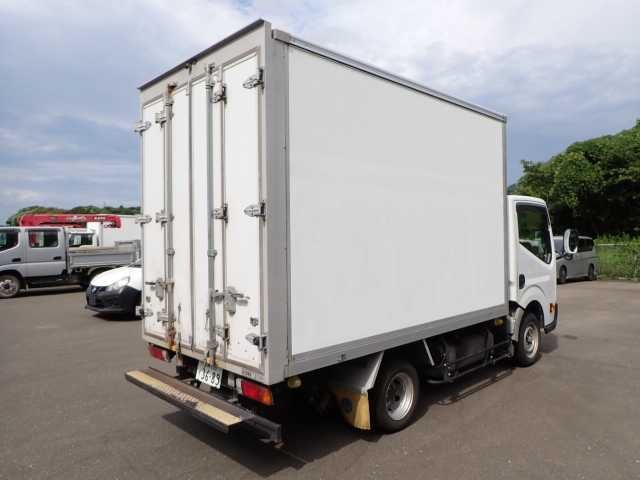 2015 Nissan ATLAS 缩略图 2