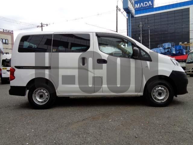 2023 Nissan NV200VANETTE WAGON — миниатюра 18