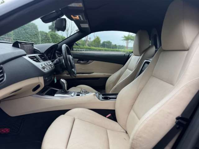 2013 BMW Z4 缩略图 18