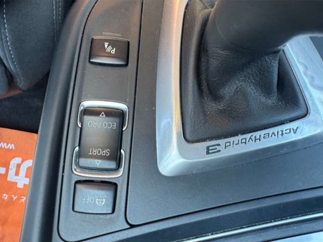صورة مصغرة 28 لـ 2015 BMW 3 SERIES