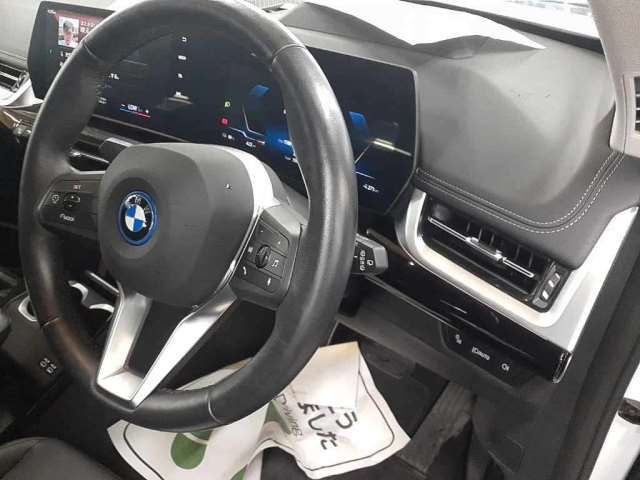 2023 BMW IX1 照片 9
