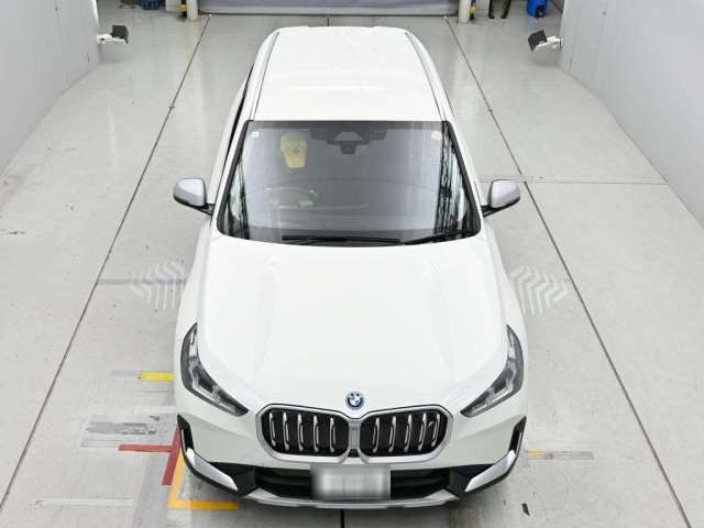 2023 BMW IX1 照片 7