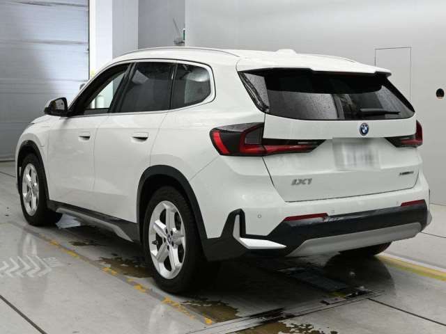 2023 BMW IX1 照片 6
