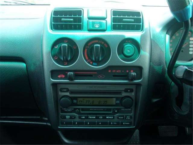 2002 Honda LIFE — миниатюра 20