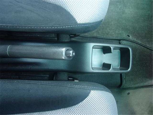 2002 Honda LIFE — миниатюра 23