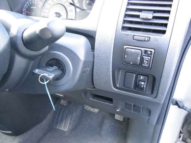 2007 Nissan LAFESTA — миниатюра 22