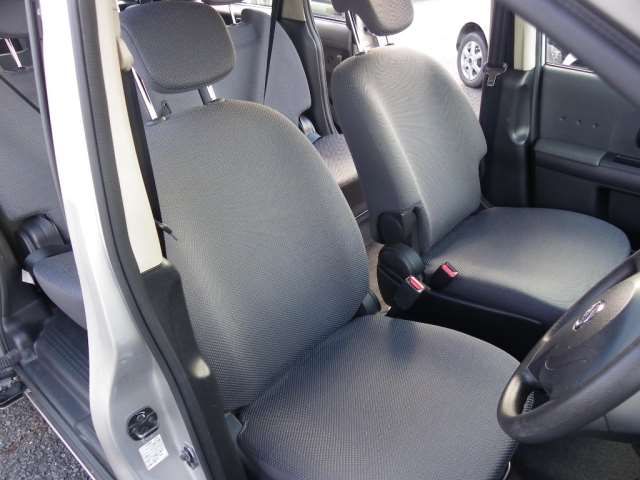 2007 Nissan LAFESTA — миниатюра 24