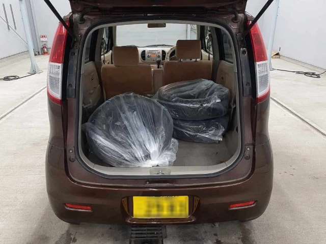2006 Nissan MOCO — миниатюра 11