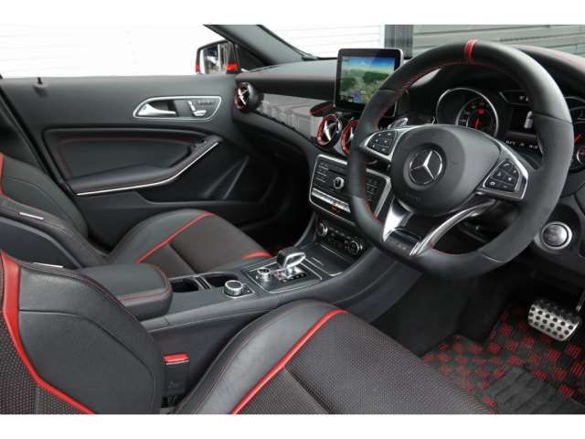 2017 Mercedes-BENZ GLA-CLASS AMG 缩略图 9