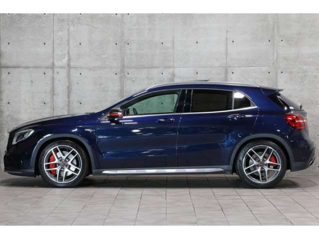 2017 Mercedes-BENZ GLA-CLASS AMG 缩略图 3