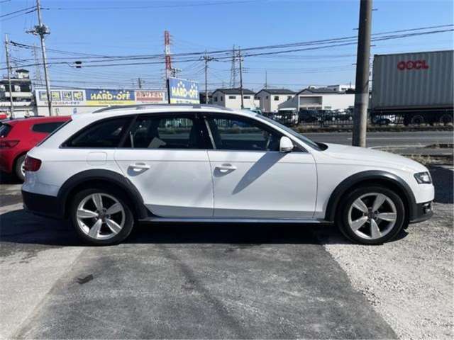 صورة 4 لـ 2011 AUDI A4 ALLROAD QUATTRO