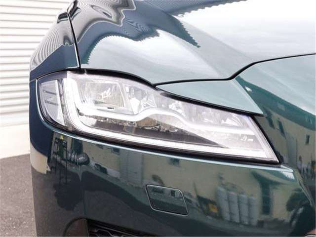 صورة مصغرة 2 لـ 2016 Jaguar XF