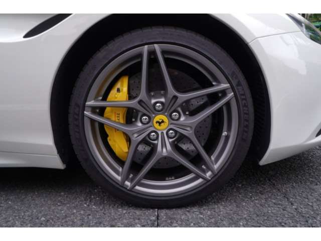 2017 Ferrari CALIFORNIA T — миниатюра 5