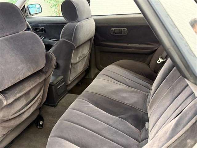 1990 Nissan LAUREL 缩略图 12