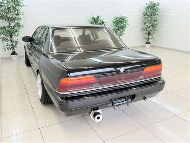 1990 Nissan LAUREL 照片 4