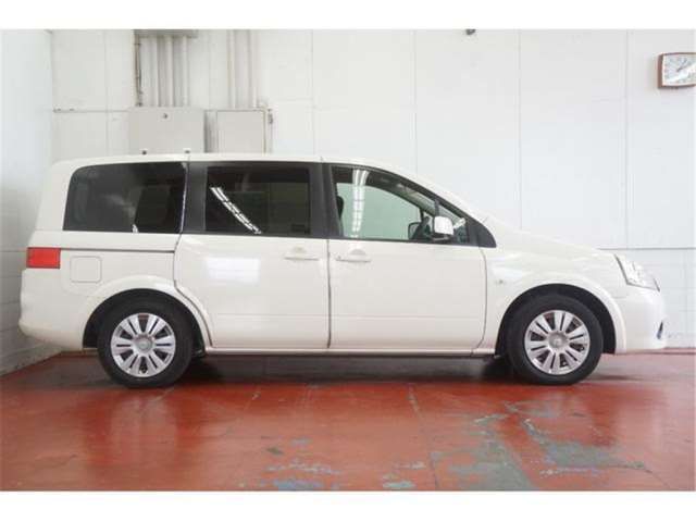 صورة 4 لـ 2011 Nissan LAFESTA