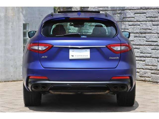 2021 Maserati LEVANTE — миниатюра 17