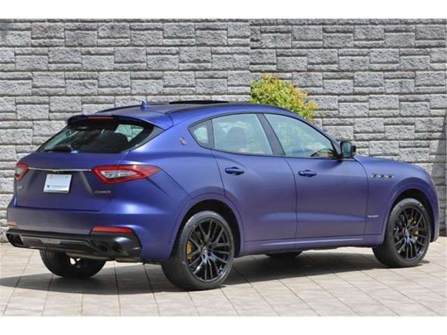 2021 Maserati LEVANTE — миниатюра 2