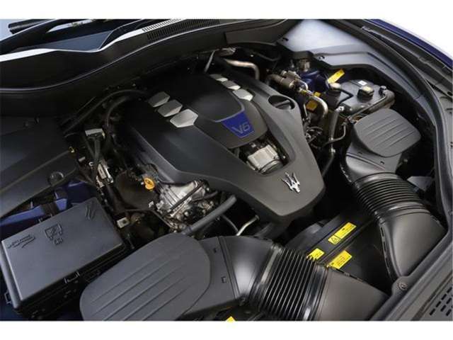 2021 Maserati LEVANTE — миниатюра 35