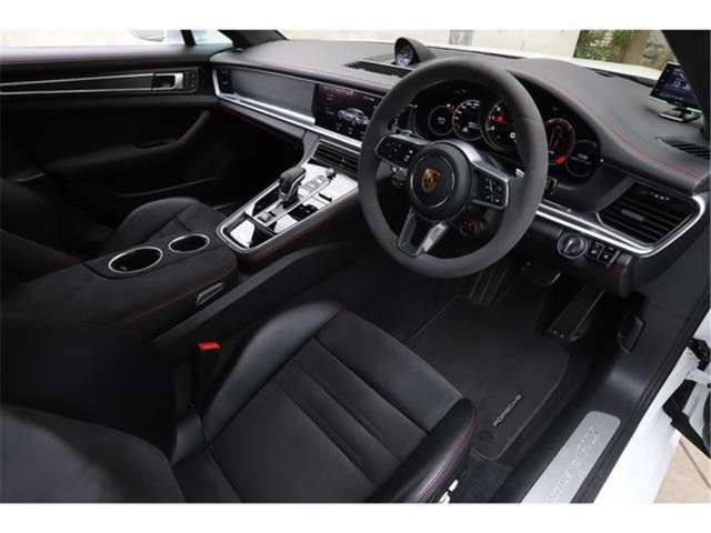 2019 Porsche PANAMERA 照片 6