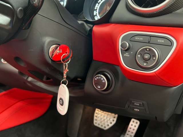 صورة مصغرة 29 لـ 2017 Ferrari CALIFORNIA T