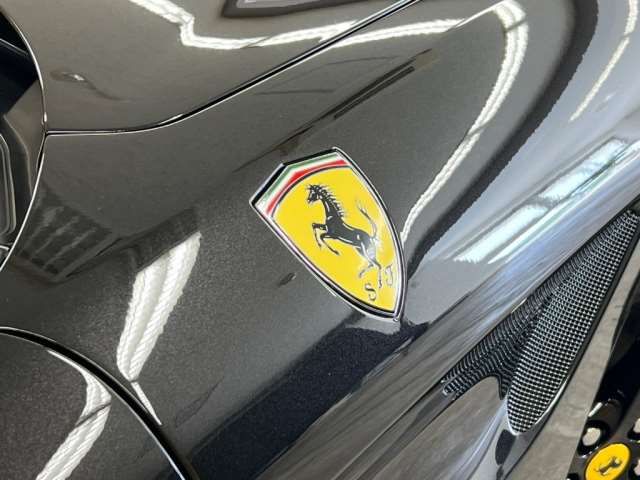 صورة مصغرة 8 لـ 2017 Ferrari CALIFORNIA T