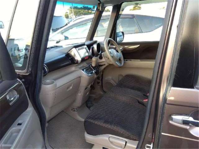2012 Honda N-BOX+ 照片 3