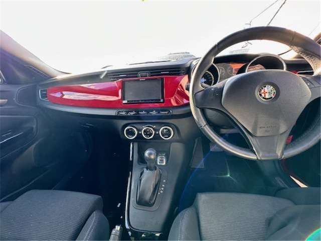 صورة مصغرة 5 لـ 2012 ALFA Romeo GIULIETTA