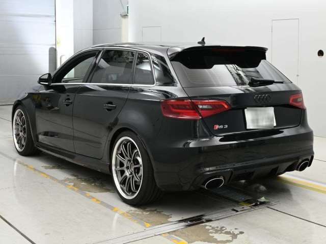 صورة مصغرة 6 لـ 2015 AUDI RS3 SPORTBACK