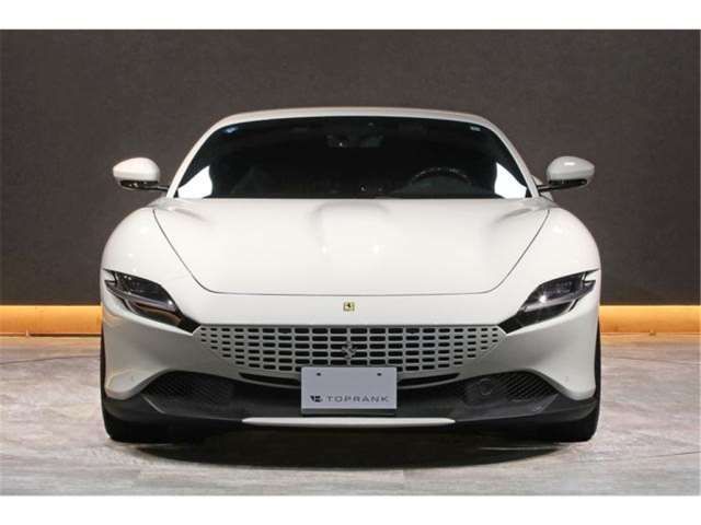 2021 Ferrari ROMA — миниатюра 11