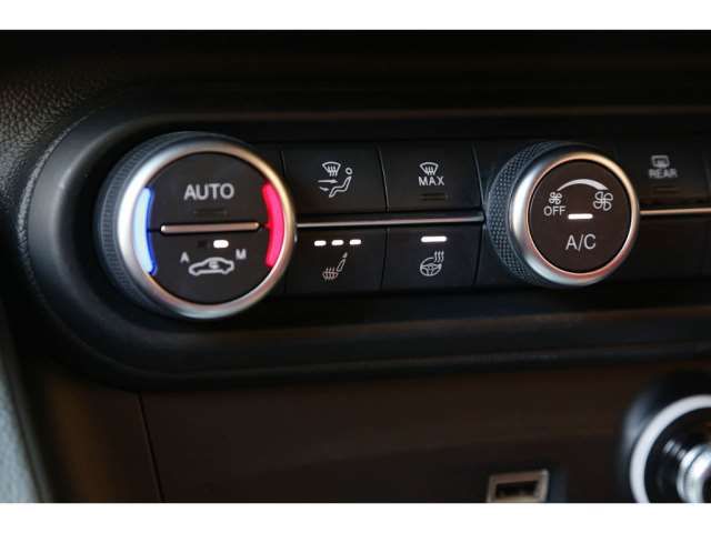 صورة مصغرة 11 لـ 2023 ALFA Romeo STELVIO